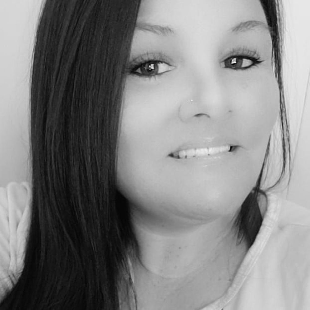 Meet your Posher, Ronni (Lipgloss75)